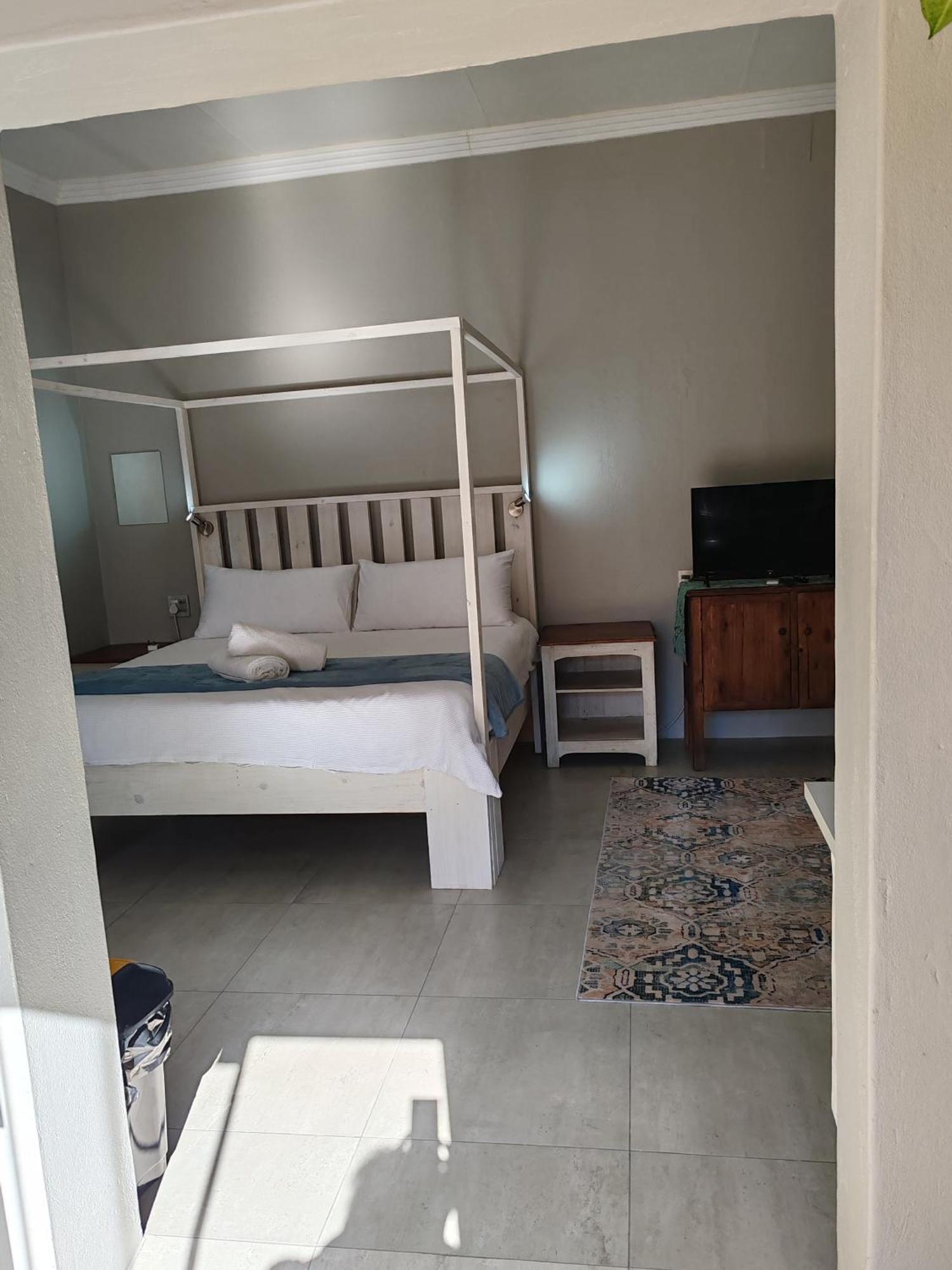 Stoep Cafe Guest House Коматипорт Экстерьер фото