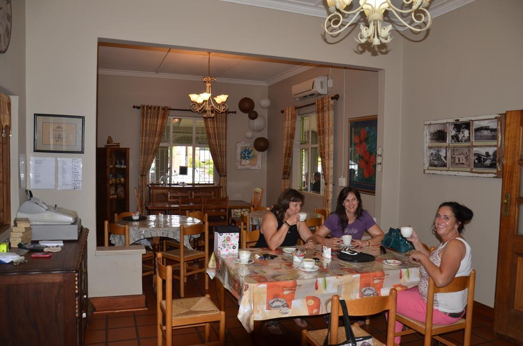 Stoep Cafe Guest House Коматипорт Экстерьер фото